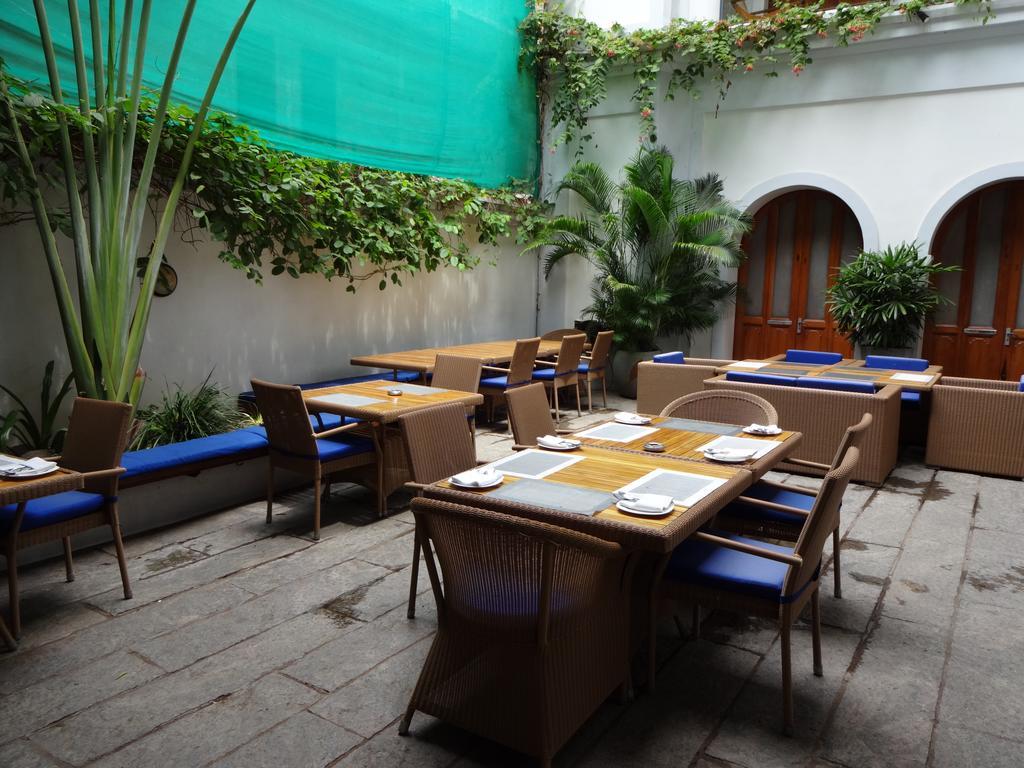 Hotel Le Dupleix à Pondichéry Extérieur photo