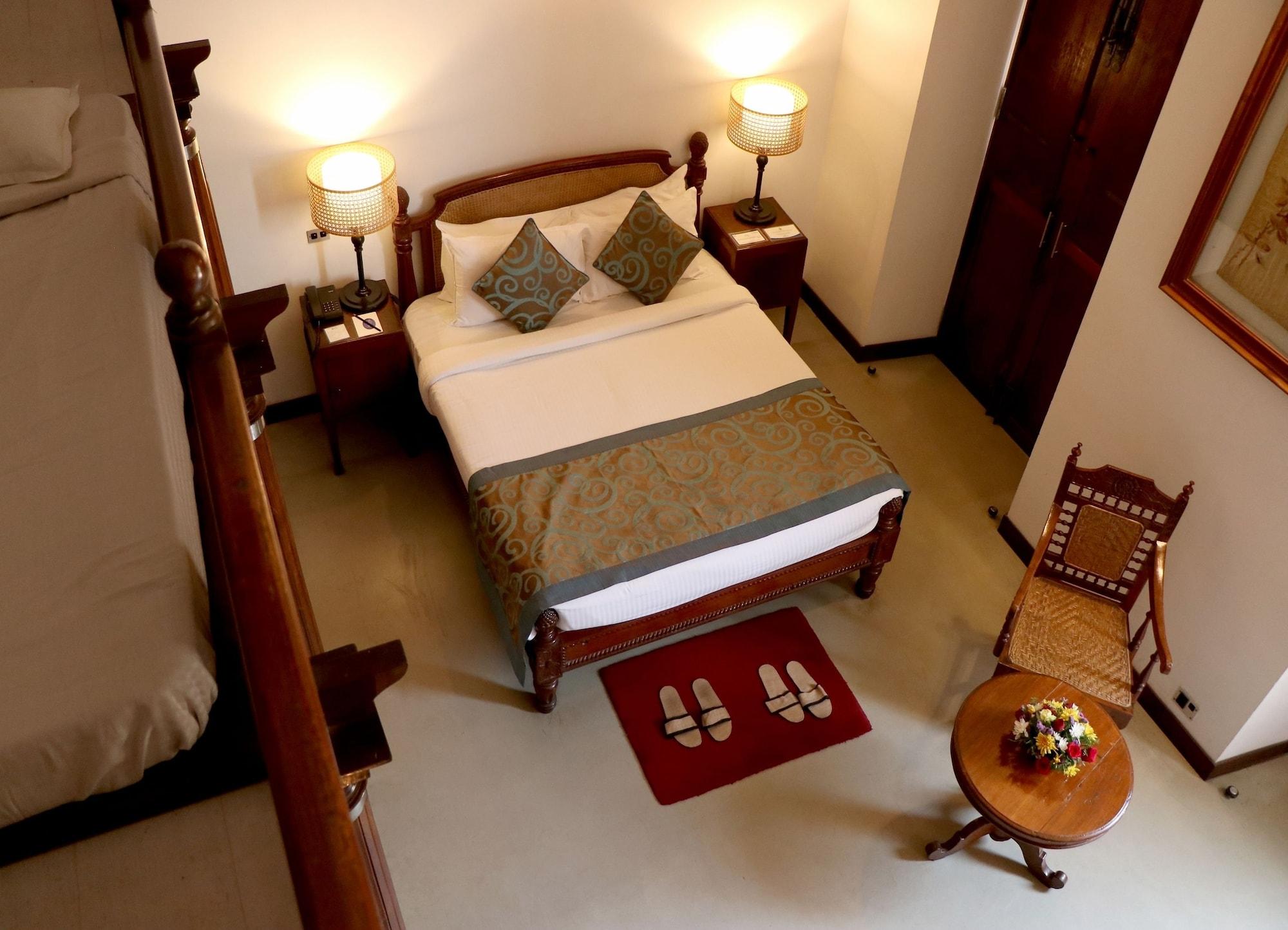 Hotel Le Dupleix à Pondichéry Extérieur photo