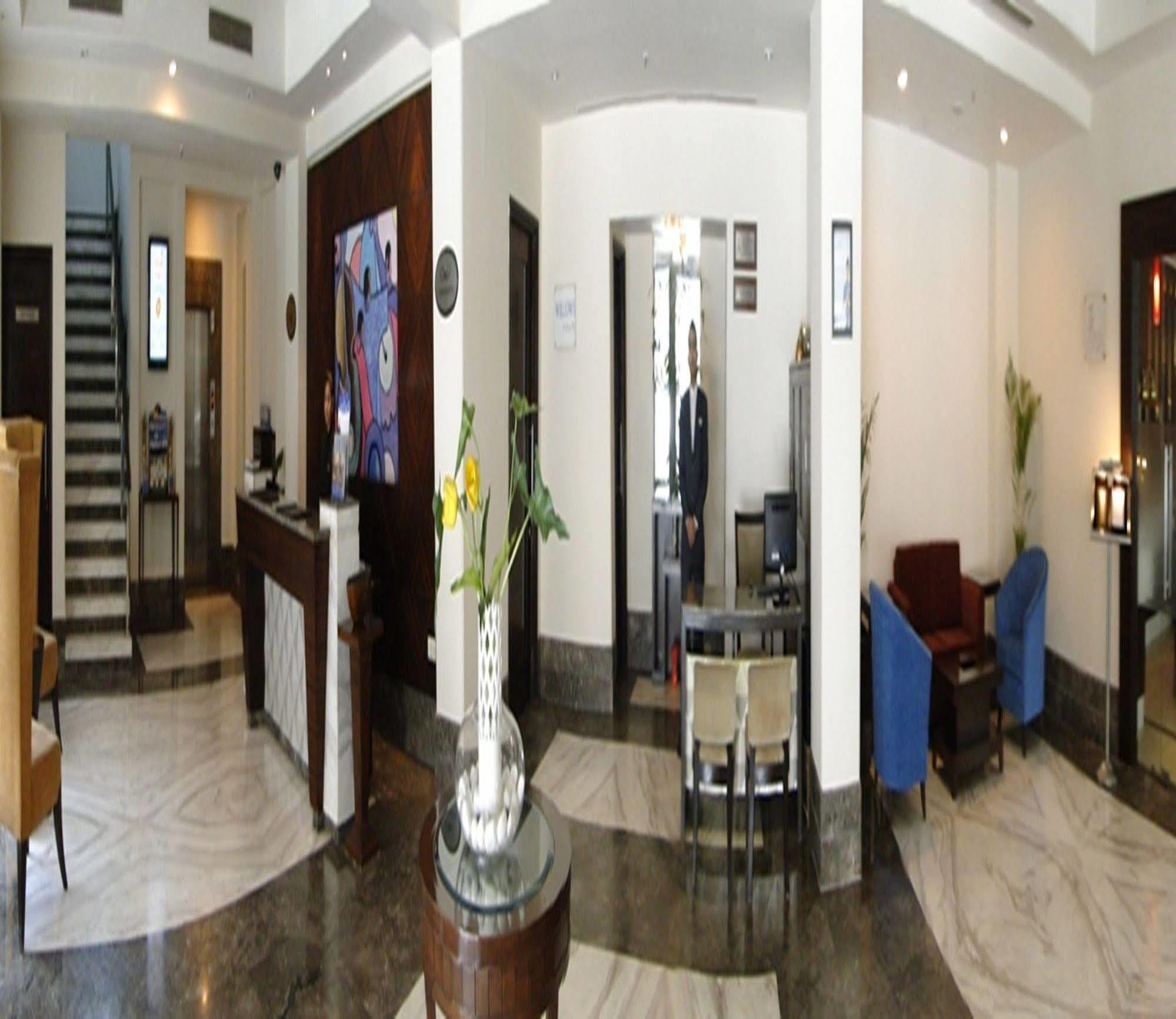 Hotel Le Dupleix à Pondichéry Extérieur photo