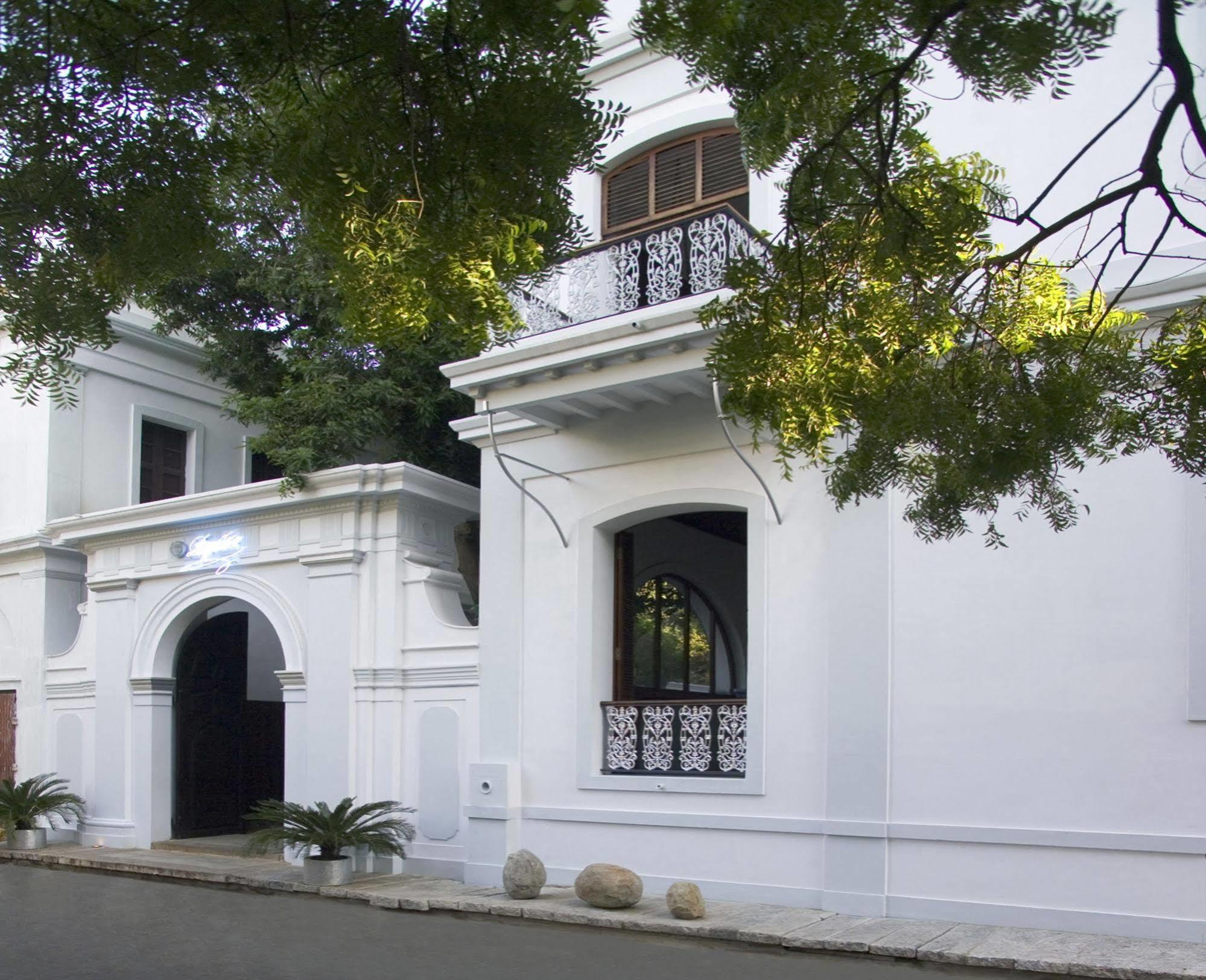 Hotel Le Dupleix à Pondichéry Extérieur photo
