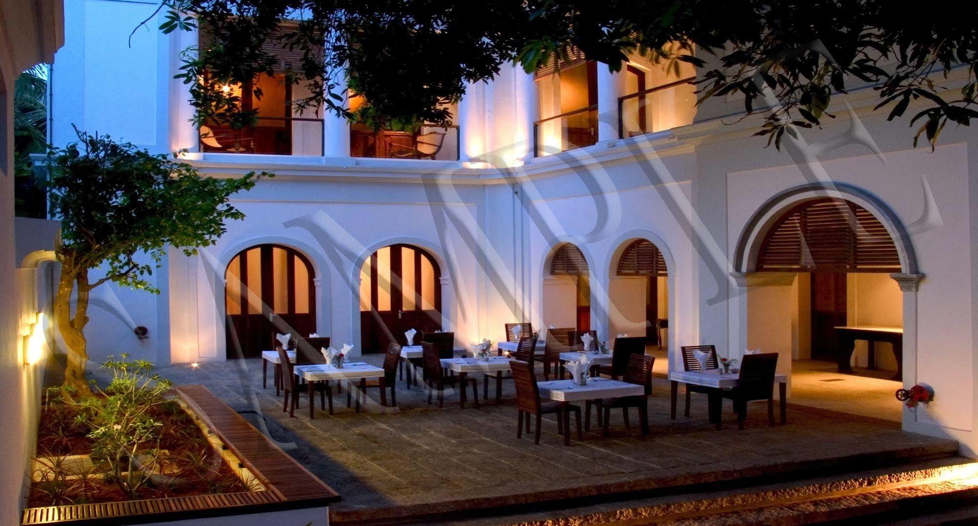 Hotel Le Dupleix à Pondichéry Extérieur photo